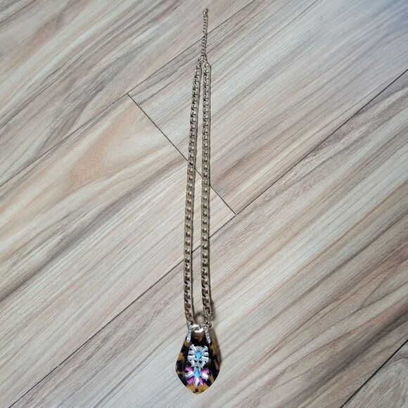 Tortoise Shell Acrylic Bejewled Curb Chain Pendant Necklace - Picture 2 of 11